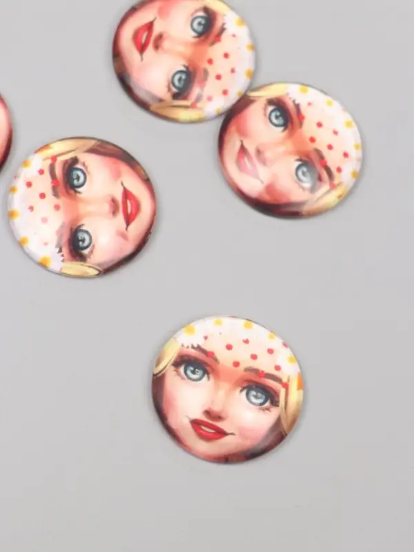 Кабошон стекло для творчества Кабошон стекло для творчества "Круг. Русская красавица" 3х3 см