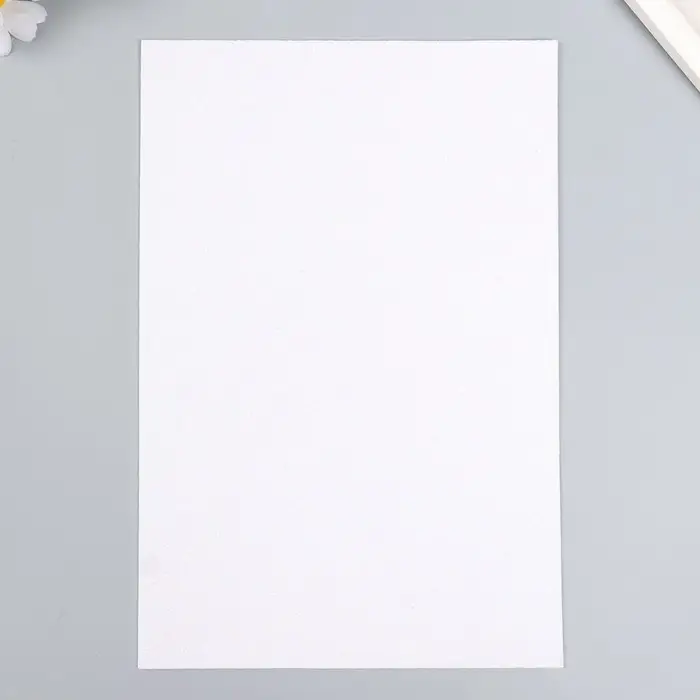 Фоамиран глиттерный 2 мм 20х30 см, белый хамелеон Фоамиран глиттерный 2 мм 20х30 см, белый хамелеон