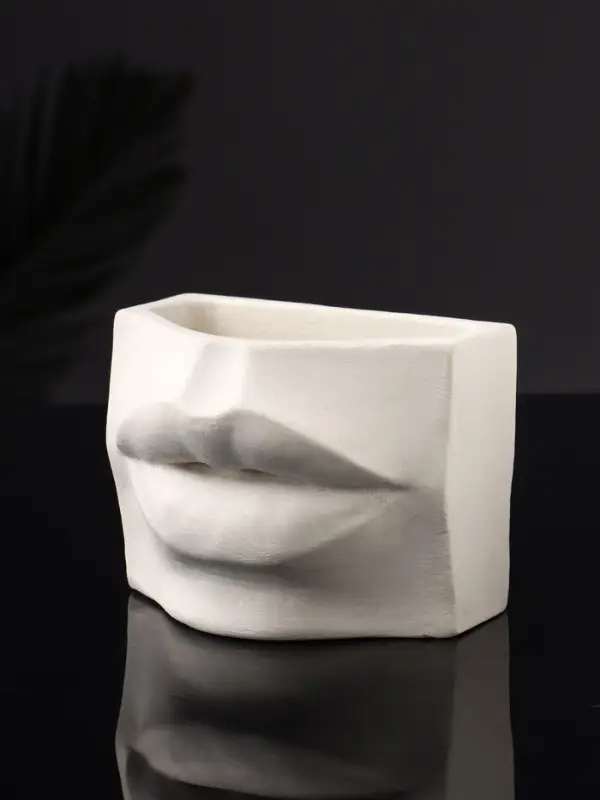 Кашпо "Губы" 10х8х7 см, натуральный, гипс