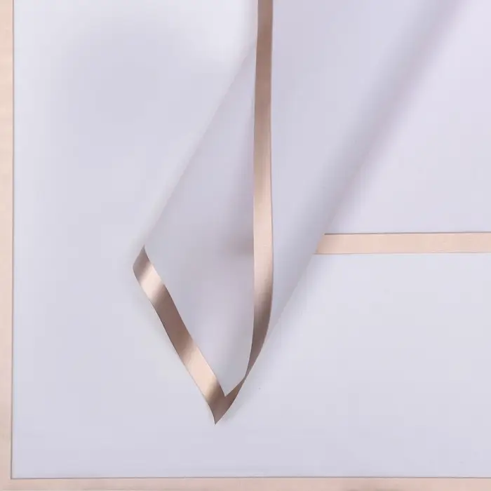 Пленка для цветов «Бронзовая полоса», лавандовый, 56×56 см Пленка для цветов «Бронзовая полоса», лавандовый, 56×56 см