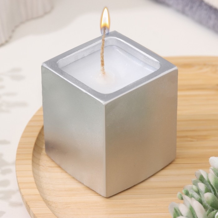 Свеча  Свеча "Квадрат" в подсвечнике из гипса,5х6см,серебро
