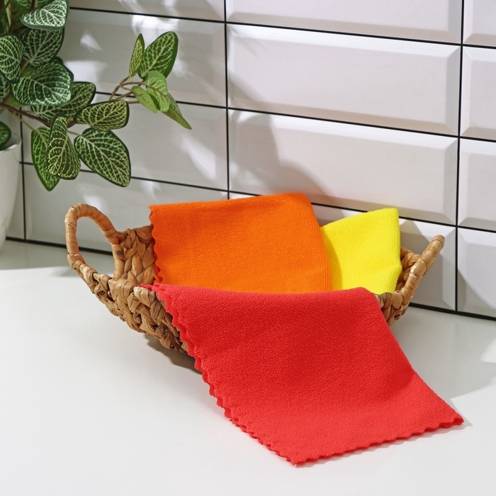 Салфетка универсальная Доляна «Промо», 180 г/м², 3 шт, 30×30 см, микрофибра, ультразвуковая обработка края, МИКС Салфетка универсальная Доляна «Промо», 180 г/м², 3 шт, 30×30 см, микрофибра, ультразвуковая обработка края, МИКС