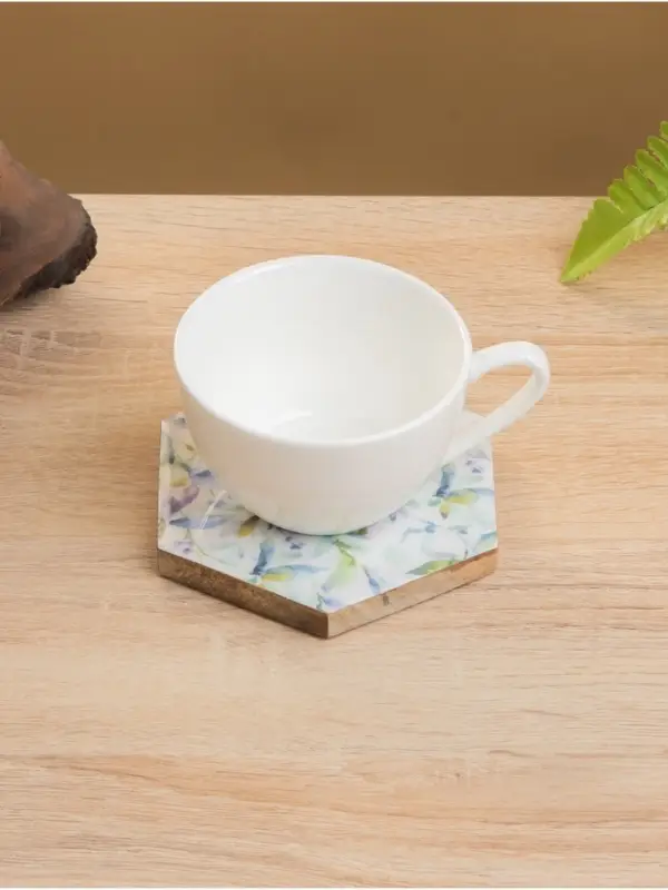 Подставка под горячее &laquo;Оттенки сирени&raquo;, набор 4 шт., 15&times;13&times;5 см, дерево манго