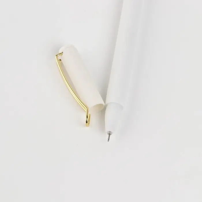 Ручка шариковая синяя паста 0.38 мм «100% мужик» пластик матовая, в подарочной коробке Ручка шариковая синяя паста 0.38 мм «100% мужик» пластик матовая, в подарочной коробке