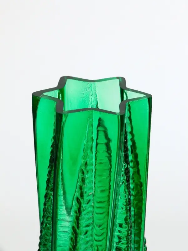 Ваза стекло настольная  Ваза стекло настольная "Флоранс" 25х11х9 см, зелёный