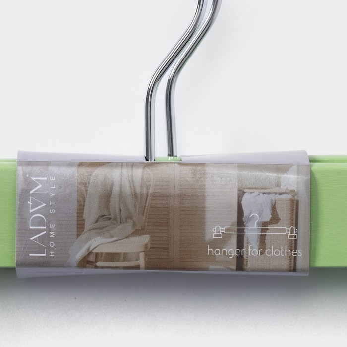 Вешалки для брюк и юбок LaDо́m Brillant, 28×12×2,3 см, 2 шт, деревянные, с зажимами, цвет фисташковый Вешалки для брюк и юбок LaDо́m Brillant, 28×12×2,3 см, 2 шт, деревянные, с зажимами, цвет фисташковый