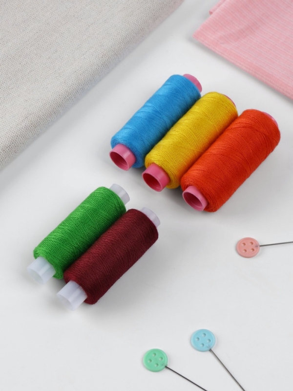 Набор ниток 5шт 40S/2 200м 100% полиэстер Яркий Набор ниток 5шт 40S/2 200м 100% полиэстер Яркий