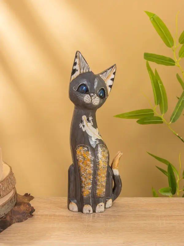 Сувенир «Кошка в ошейнике», 10×4×30 см, дерево, МИКС