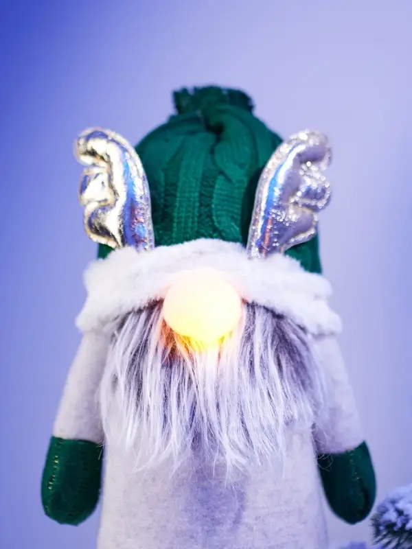 Фигура текстиль «Гном лосяш в зелёном» 33×12×18 см, 1 LED, от батареек AG13×3, свечение тёплое белое