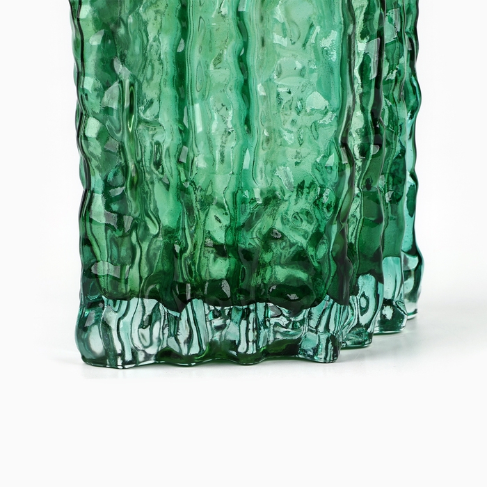 Ваза для цветов «Марбл грин» из зеленого стекла 20.5×15.5×10 см Ваза для цветов «Марбл грин» из зеленого стекла 20.5×15.5×10 см