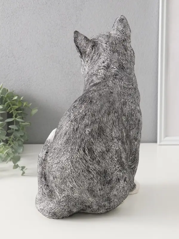 Фигурка (гипс) Кошка Серая. Высота 31,5 см, Ширина 16 см, Длина 24 см. Фигурка (гипс) Кошка Серая. Высота 31,5 см, Ширина 16 см, Длина 24 см.