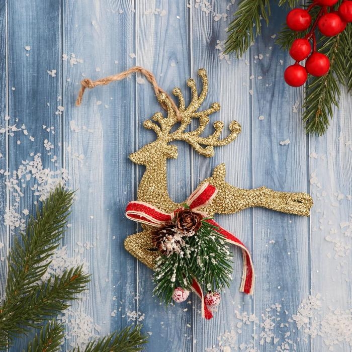 Украшение ёлочное Украшение ёлочное "Олень блеск с шишками и лентой" 13х16 см, золото
