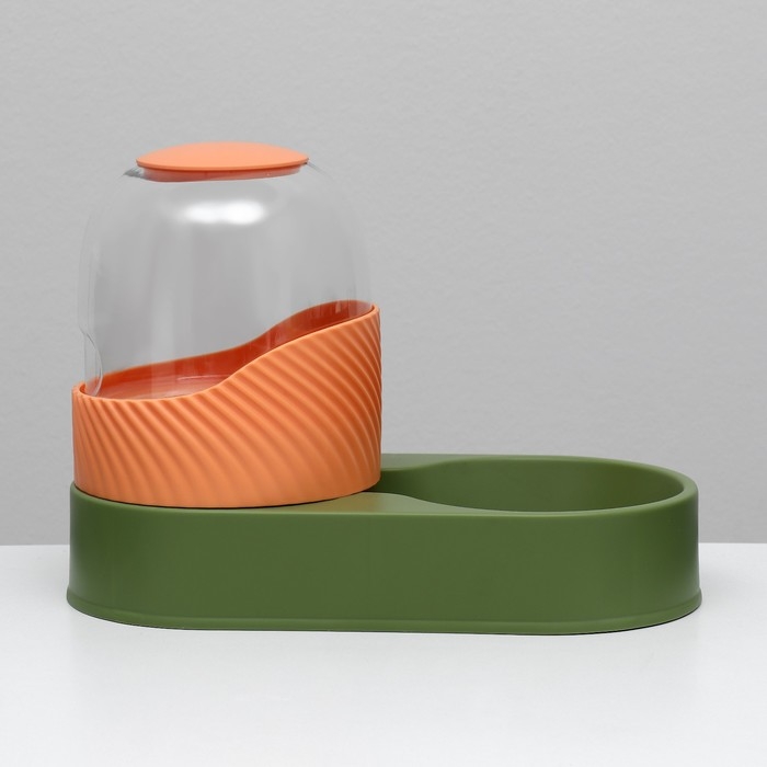 Автокормушка для животных 2,5 л, зелено-оранжевый Автокормушка для животных 2,5 л, зелено-оранжевый