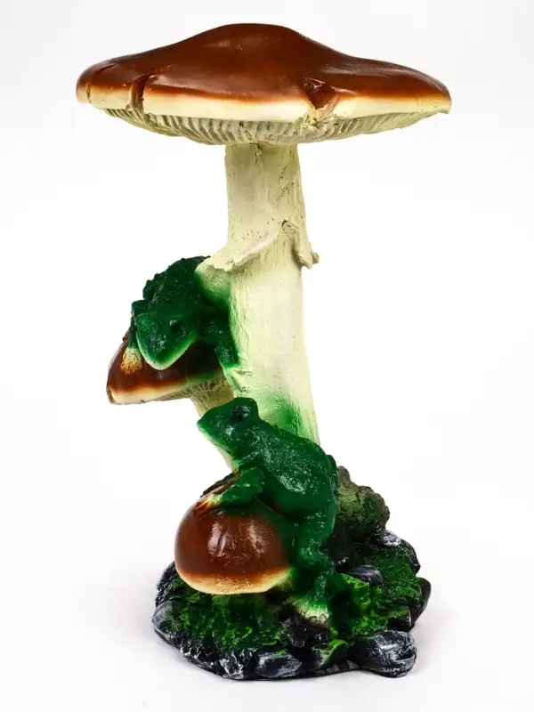 Садовая фигура 43 х_ х _ см зеленый полистоун Гриб тройной с двумя лягушками