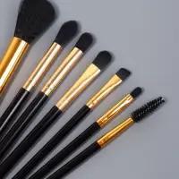 Набор кистей для макияжа SMOKY, 7 шт., чехол на молнии, чёрный