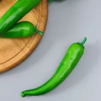 Муляж "Перец острый" 18 см, зелёный