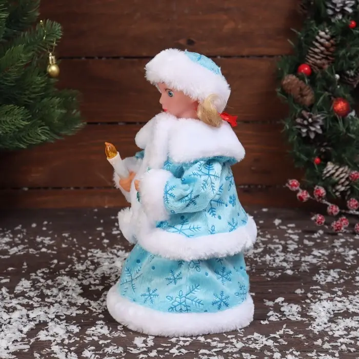 Снегурочка под ёлку &laquo;Зимнее волшебство. Пуговка ромбик&raquo; с подсветкой, двигается, 30 см, голубой