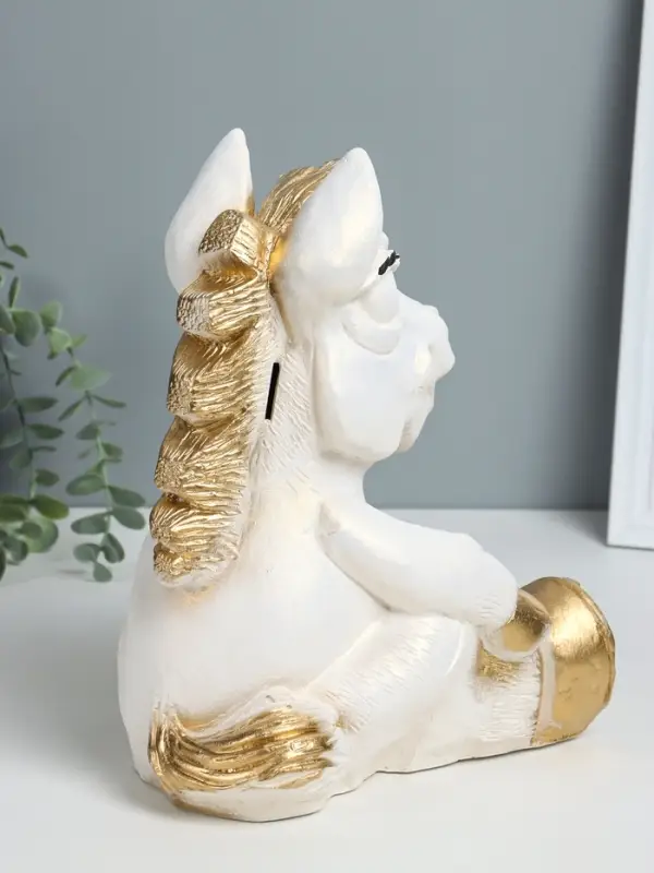 Копилка Копилка "Конь с мешком" 28х22х22 см, белый с золотом