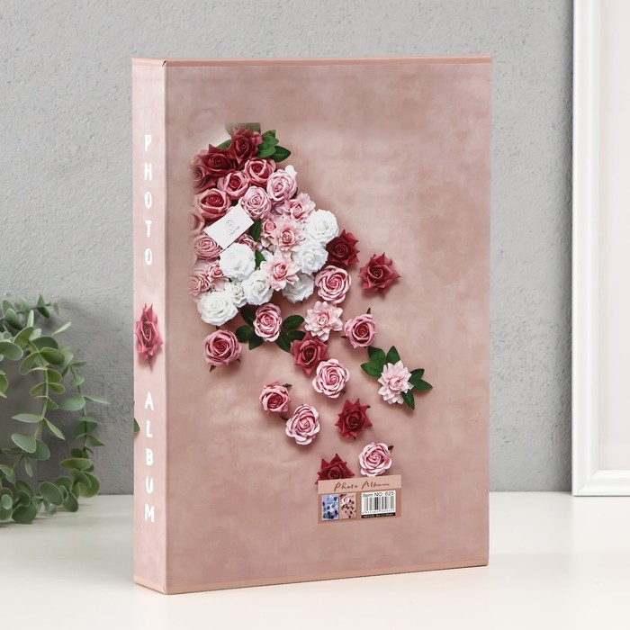 Фотоальбом на 300 фото 10х15 см Фотоальбом на 300 фото 10х15 см "Россыпь роз" МИКС 23,5х5,5х33,5 см