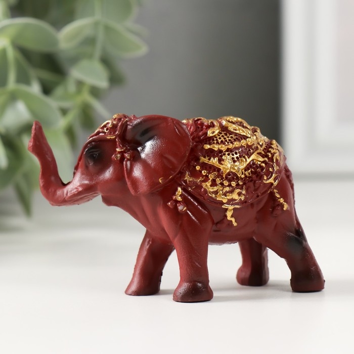 Сувенир полистоун Сувенир полистоун "Слонёнок в золотой попоне " 5х6,5х2,5 см