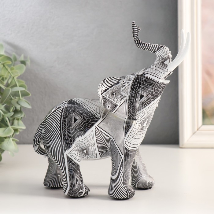 Сувенир полистоун Сувенир полистоун "Африканский слон. Иллюзия" 8х13х19 см
