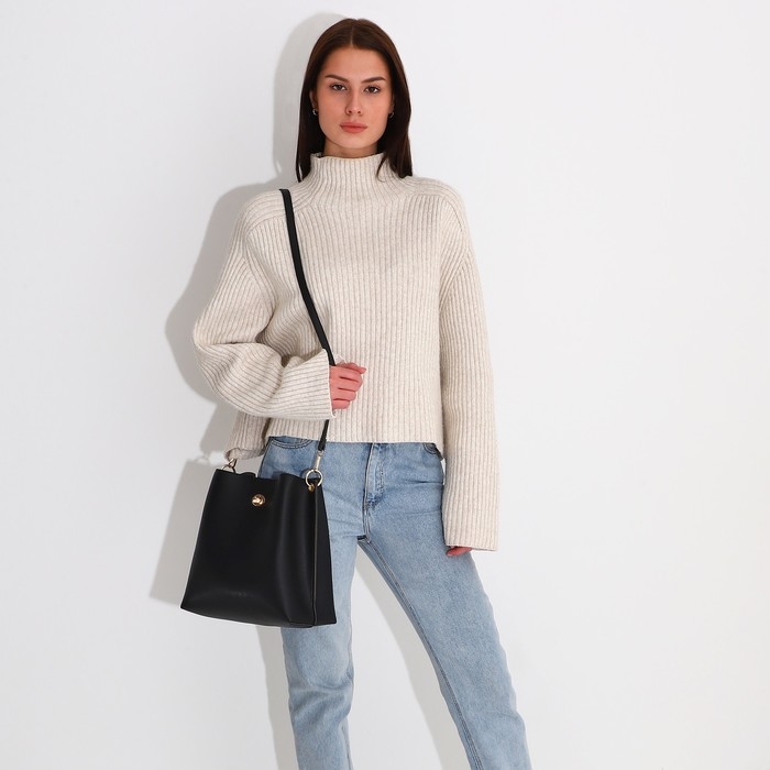 Сумка кросс-боди на застёжке, цвет чёрный Сумка кросс-боди на застёжке, цвет чёрный