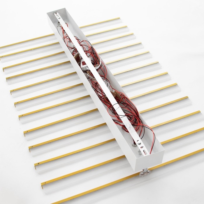 Люстра Люстра "Бертон" 12xLED 80Вт бело-золотой 90х60х13 см BayerLux