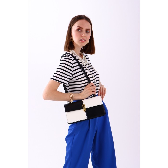 Сумка-мессенджер на клапане, цвет белый/чёрный Сумка-мессенджер на клапане, цвет белый/чёрный