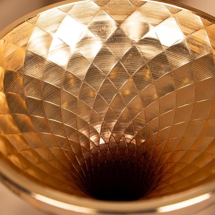 Подсвечник металл на 1 свечу «Ричард» цвет золото 12.5 х 12.5 х 37.5 см Подсвечник металл на 1 свечу «Ричард» цвет золото 12.5 х 12.5 х 37.5 см