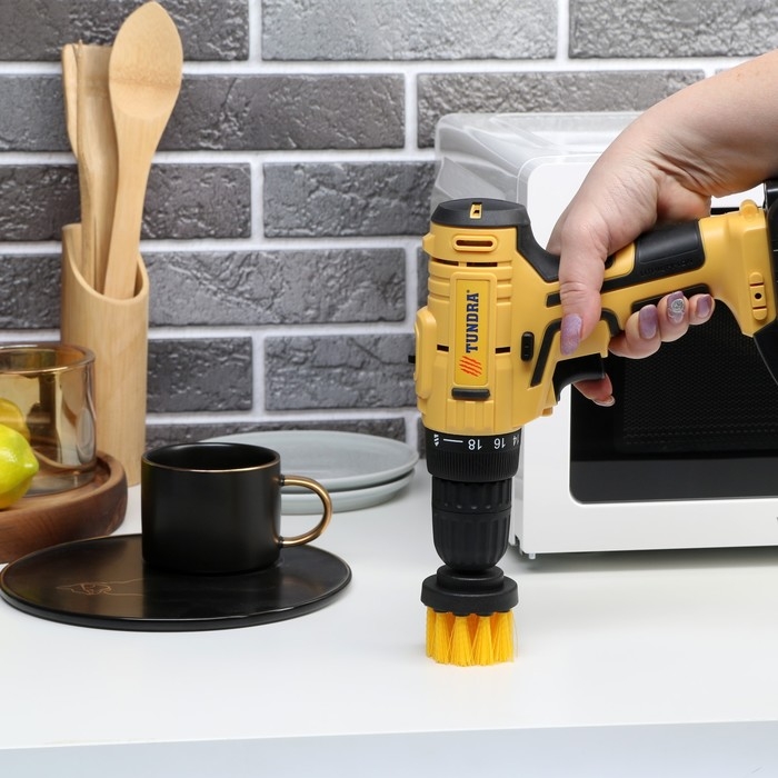 Насадка щетка на шуруповерт ТУНДРА, d=50 мм, высота 25 мм, шестигранный хвостовик Насадка щетка на шуруповерт ТУНДРА, d=50 мм, высота 25 мм, шестигранный хвостовик