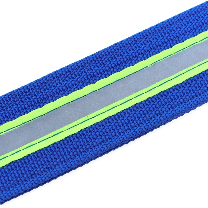 Ошейник четырехслойный светоотражающий с вертлюгом, 71 х 5 см, ОШ 55-65 см, синий Ошейник четырехслойный светоотражающий с вертлюгом, 71 х 5 см, ОШ 55-65 см, синий