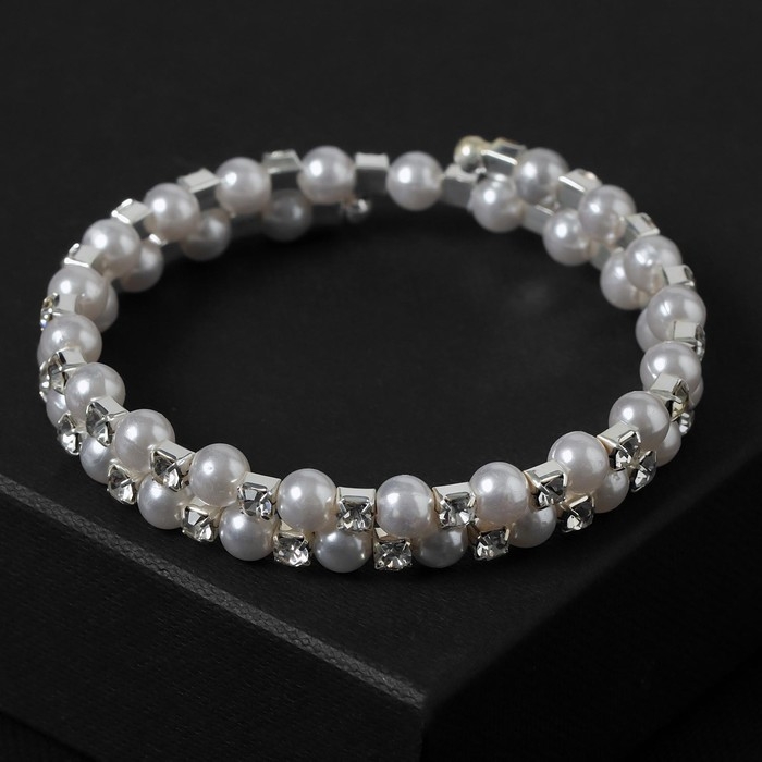 Браслет-пружинка «Жемчужный ряд» средние бусины в 2 ряда, d=6,5, цвет белый в серебре Браслет-пружинка «Жемчужный ряд» средние бусины в 2 ряда, d=6,5, цвет белый в серебре