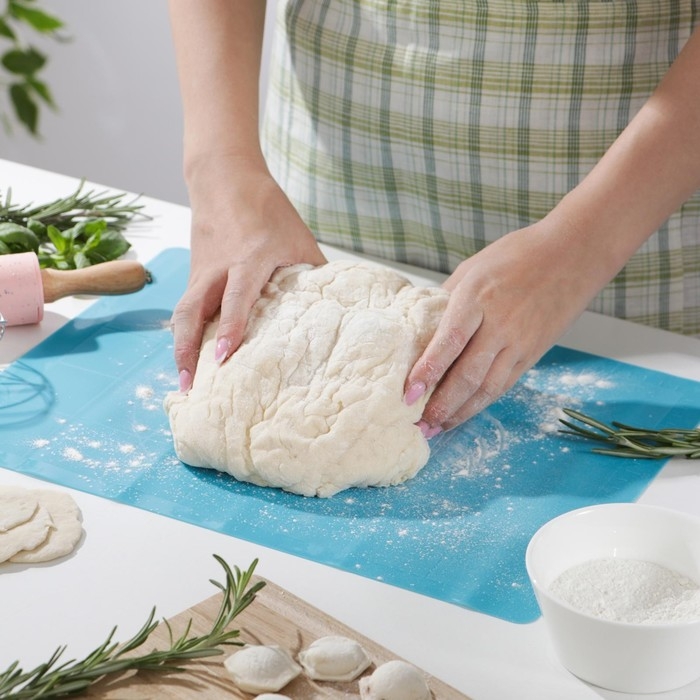 Коврик для выпечки с разметкой Доляна «Буссен», силикон, 38×28 см, цвет МИКС Коврик для выпечки с разметкой Доляна «Буссен», силикон, 38×28 см, цвет МИКС