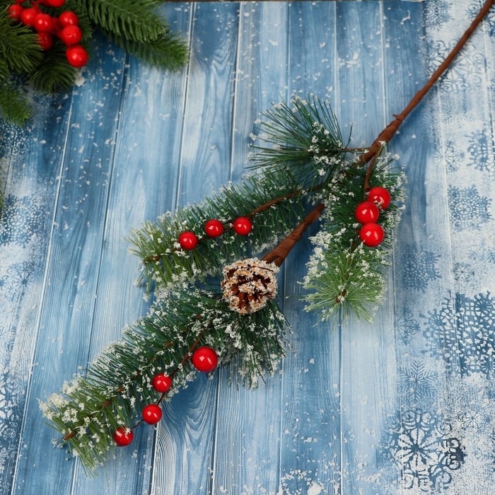 Декор  Декор "Зимние мечты" морозная ель, 50 см