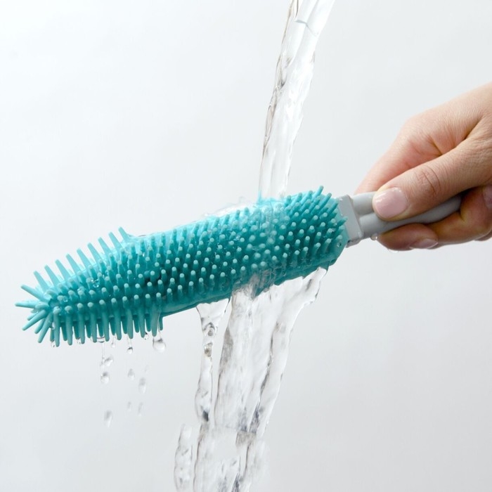 Щётка с ручкой, с прорезиненной щетиной, 27х5х3 см Щётка с ручкой, с прорезиненной щетиной, 27х5х3 см