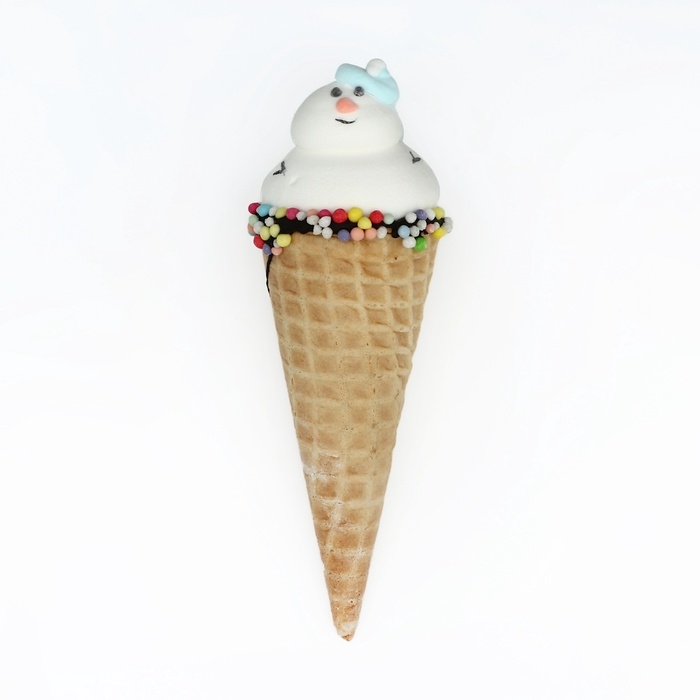 Маршмэллоу в вафельном рожке (Новый год), 25 г Маршмэллоу в вафельном рожке (Новый год), 25 г