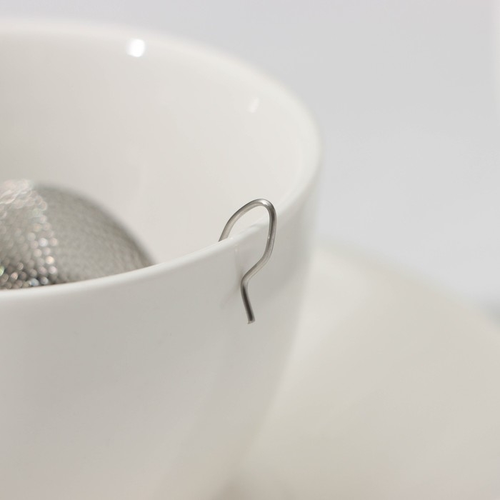 Ситечко для чая Доляна «Ёлочка», d=4,5 см, на цепочке, цвет серебристый Ситечко для чая Доляна «Ёлочка», d=4,5 см, на цепочке, цвет серебристый