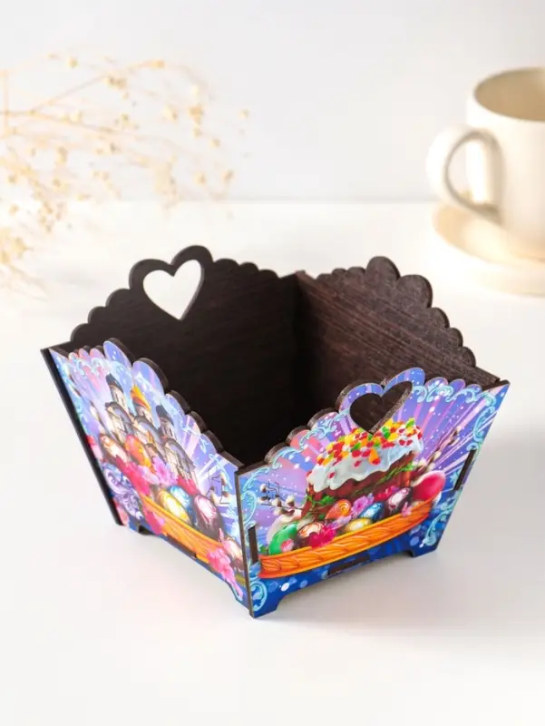 Конфетница квадратная или подставка под пасхальный кулич №2.  10х13х13,5 см