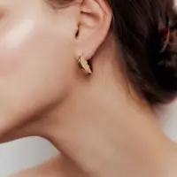 Серьги &laquo;Разбитое сердце&raquo;, красные в золоте