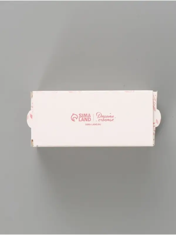 Коробка подарочная с окном &laquo;С любовью&raquo;, 12&times;5.5&times;5.5 см, самосборная