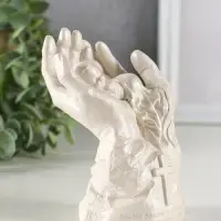 Фигурка гипс &laquo;Младенец в руках Бога&raquo;, 11&times;8 см, перламутр