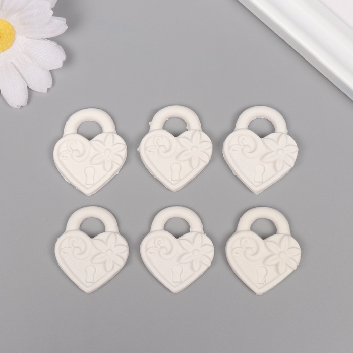 Декор для творчества полистоун Декор для творчества полистоун "Замок-сердце с цветком" белый набор 6 шт 2,8х3 см