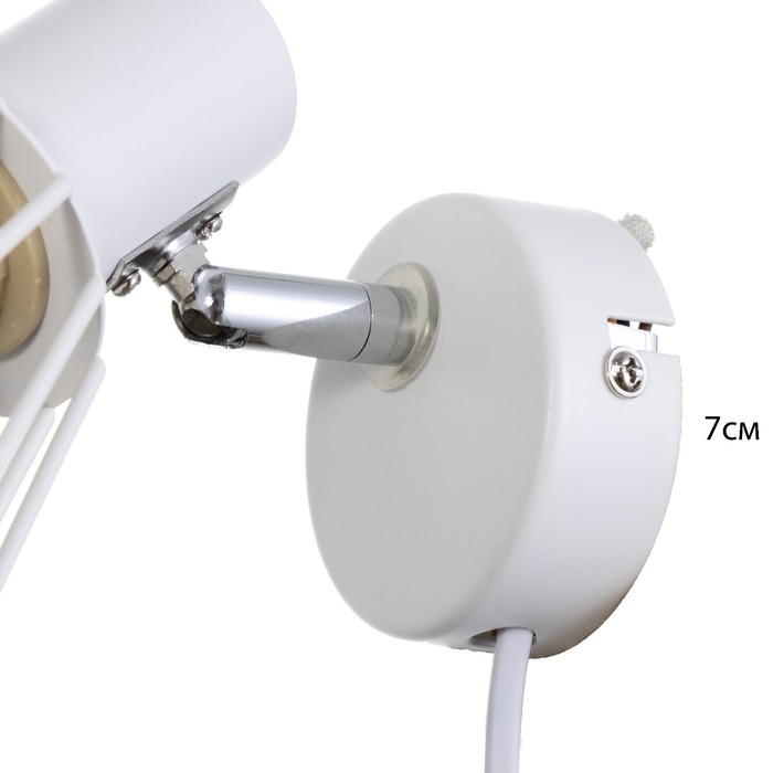 Бра с переключателем на проводе Бра с переключателем на проводе "Хлоя" Е14 40Вт белый 19х10х18см