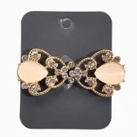 Зажим для кардигана "Ажур", винтаж, цвет белый в золоте Зажим для кардигана "Ажур", винтаж, цвет белый в золоте