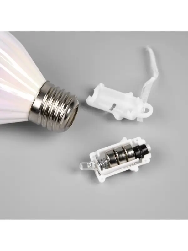 Набор ёлочных шаров &laquo;Снежное сияние&raquo;, 3 шт., d=8 см, 3 LED, от батареек AG13&times;9, свечение тёплое белое