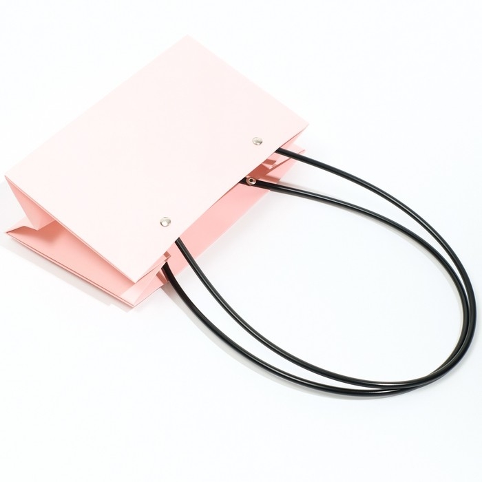 Сумка для цветов розовая влагостойкая, 22 x 10.5 x 13.5 см Сумка для цветов розовая влагостойкая, 22 x 10.5 x 13.5 см