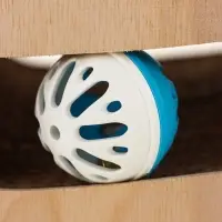 Когтеточка-лежанка картон "Зверьё Моё" ВОСЬМЕРКА средняя с игрушкой 53 х 21 х 16 см