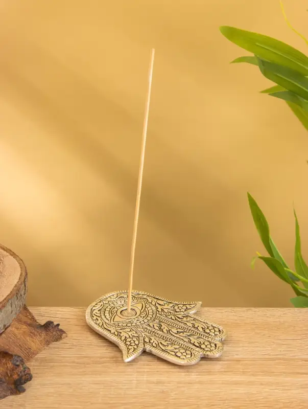 Подставка под благовония  Подставка под благовония " Рука Фатимы" алюминий 13х10 см