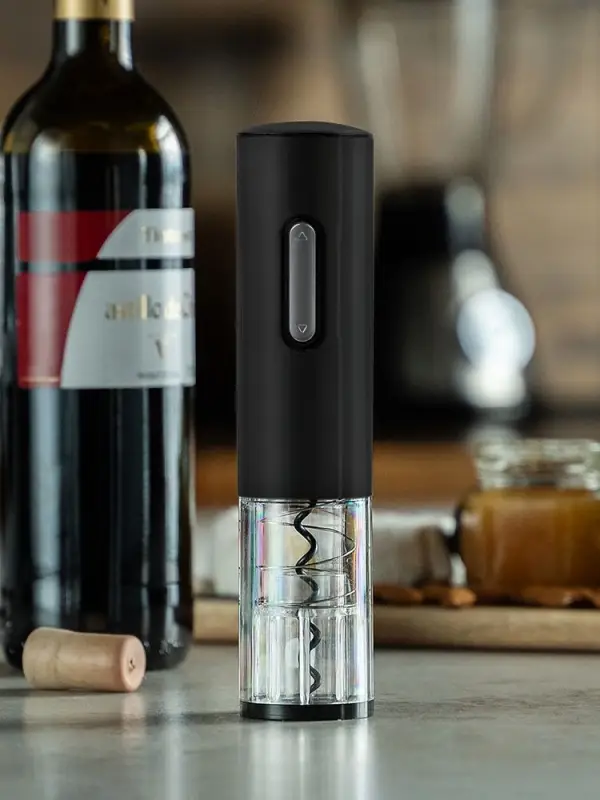 Электрический штопор с ножом для фольги Wine Diesel, черный Электрический штопор с ножом для фольги Wine Diesel, черный