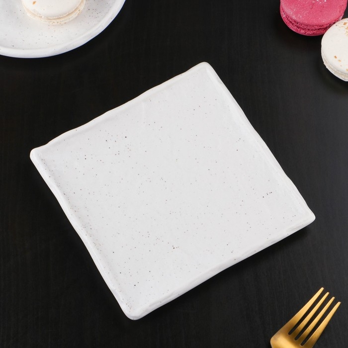 Блюдо фарфоровое для подачи Magistro Slate, 16×16 см, цвет белый Блюдо фарфоровое для подачи Magistro Slate, 16×16 см, цвет белый